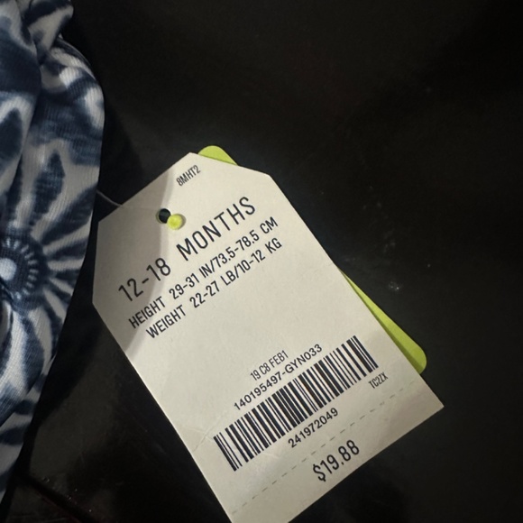 Lot 3 Swimsuits - Picture 10 of 10